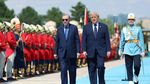 VIDEO Curiozitatea din protocolul oficial al Turciei la summitul NATO: de ce a înlocuit Erdogan covorul roșu cu cel turcoaz pentru branding național și separarea de valorile occidentale