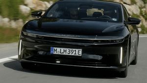 Lucid Air Grand Touring stabilește un nou record mondial: 1.205 KM dintr-o singură încărcare