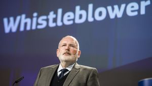Frans Timmermans a demisionat oficial din funcţia de vicepreşedinte al Comisiei Europene/ Slovacul Maroš Šefčovič i-a preluat atribuțiile / Timmermans declara recent că vrea să devină premierul Olandei