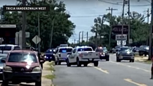 Două persoane, ucise şi mai multe rănite într-un atac armat în Arkansas, SUA  / Focul a fost deschis într-un magazin Mad Butcher din Fordyce