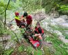 Efort comun pentru salvarea unei turiste: Salvamontiștii și turiștii au colaborat pentru evacuarea unei tinere accidentate în zona Râmeț