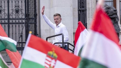 Disidentul Péter Magyar acuză serviciile secrete din Ungaria că blochează internetul în locațiile în care se desfășoară turneul național al partidului de opoziție Tisza