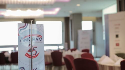 AmCham Romania, reacție dură la OUG-ul cu noi taxe și impozite: Opriți asaltul asupra economiei! Măsurile propuse sunt lipsite de responsabilitate și chibzuință și induc un haos generalizat în economia românească
