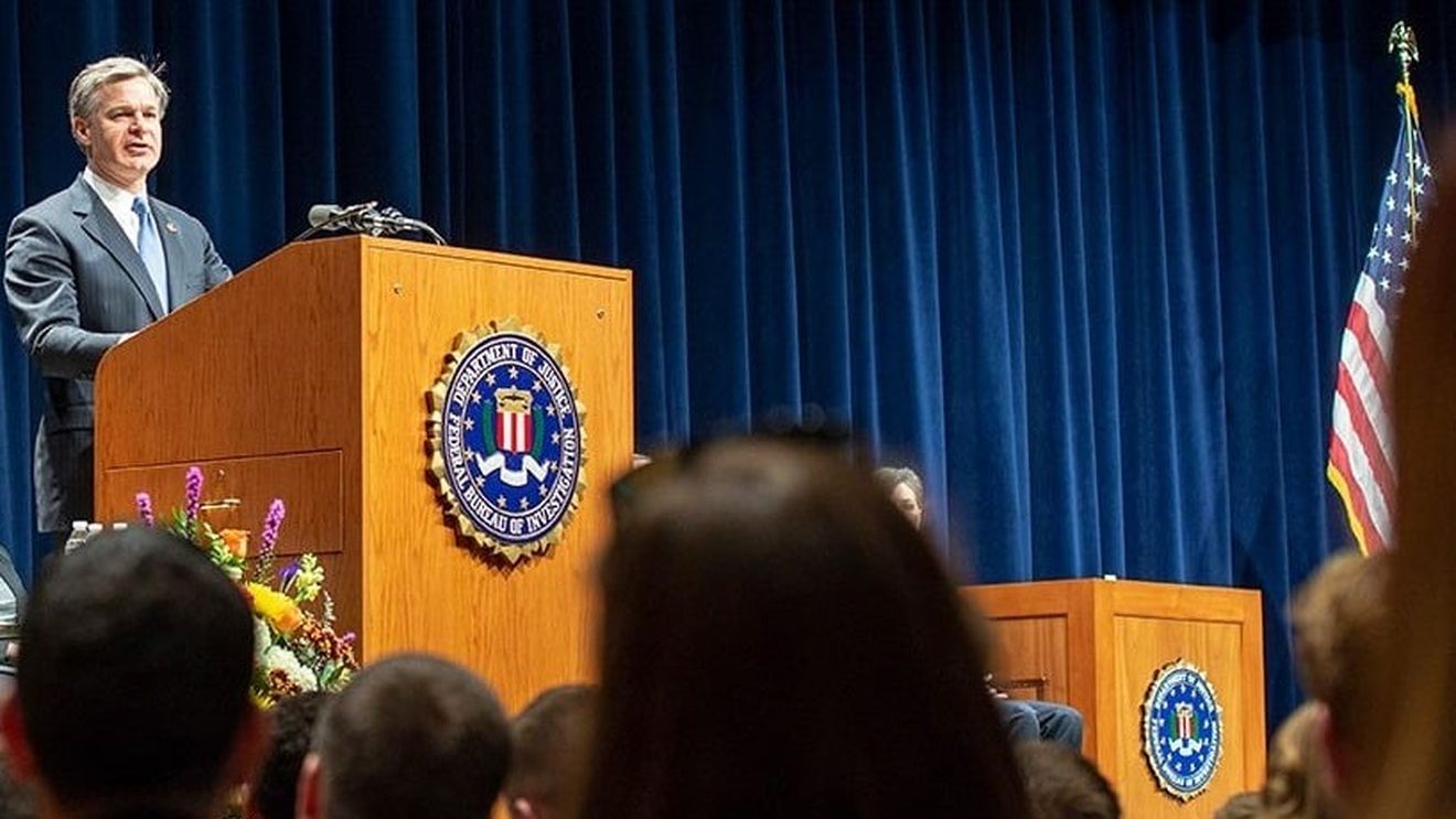 Directorul FBI avertizează în privinţa tentativelor Rusiei de a influenţa alegeri prezidenţiale, dar şi a spionajului