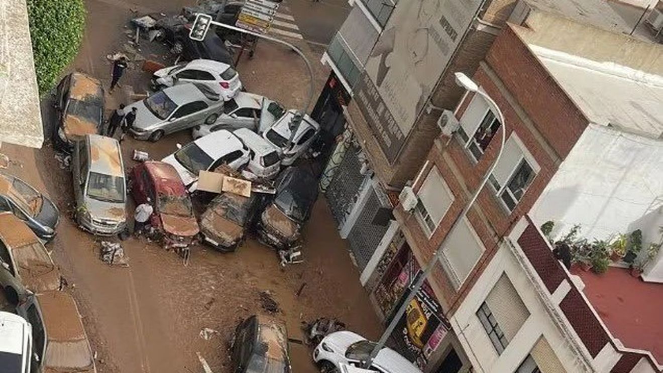 Noi ploi torenţiale în Spania, la două săptămâni după inundaţii. Meteorologii au emis cod roşu