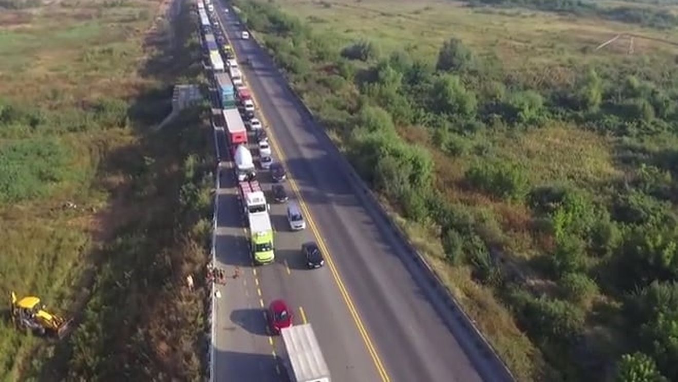 Firea, contrazisă de oamenii lui Dragnea pe tema Centurii Bucureștiului. Compania de Autostrăzi spune că Primăria ”vehiculează informaţii neverificate, trunchiate şi confuze ”