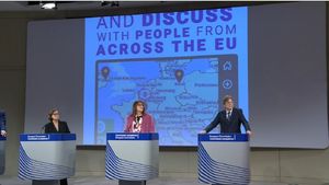 VIDEO Platforma digitală pentru Conferința privind viitorul Europei a fost lansată / Cetățenii europeni vor putea participa și crea evenimente pe zece domenii de interes / Verhofstadt: Nu este un eurobarometru, este un instrument total interactiv