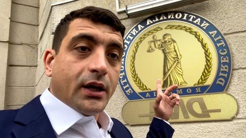 VIDEO George Simion, la DNA: Au încercat să ne aburească președintele CJ Alba, cei de la Vrancea, la Sibiu doamna Turcan/ Ni s-au propus funcții la Salubritate, Transporturi și Institutul Cultural Român