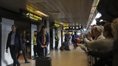 Laura Codruța Kovesi, la întoarcerea în țară: A fost un vot pentru  sistemul de justiție român, pentru cetățenii care au susținut lupta anticorupție și pentru procurorii și judecătorii din Europa care sunt supuși presiunilor în activitatea lor