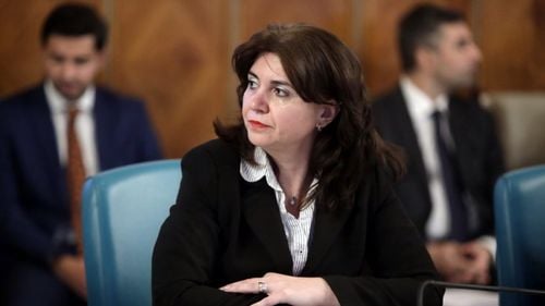 Guvernul va aproba amânarea cu patru ani a evaluării transdisciplinare la clasa a 8-a și pentru menținerea acreditării școlilor doctorale