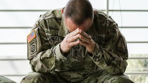Reacția lui Ilie Bolojan după ce SUA au oprit ajutorul militar pentru Ucraina: Trebuie să intensificăm investițiile pentru a ne consolida capacitatea de apărare