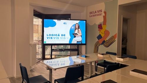 Reportaj VIDEO Fonduri UE în Regiunea Sud-Est (3)/ Doi tineri antreprenori din Constanța au deschis un centru de pregătire pentru Bac/ „Am dorit să îmbinăm educația cu tehnologia; să se simtă relaxați dar să obțină și rezultate”