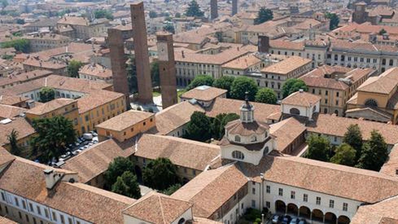 O femeie candidează pentru funcția de rector a Universității din Pavia (Italia) / E prima femeie în această poziție în 1.200 de ani / "Universitatea are o istorie importantă, dar este proiectată spre mâine"