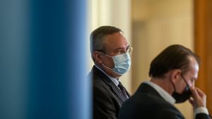 Surse: Florin Cîțu le-a transmis liberalilor că el ar trebui să fie următoarea propunere de premier dacă guvernul Ciucă nu trece de votul Parlamentului
