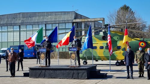 Stoltenberg, la Baza Kogălniceanu, unde au ajuns trupele americane: Există riscul unei invazii la scară mare, dar și al altor acțiuni agresive. Facem apel la Rusia să dezescaladeze situația / Iohannis: NATO trebuie să își mențină la nivel înalt capacitatea de descurajare