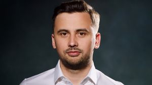 PSD l-a promovat la șefia Institutului Național de Administrație pe Alexandru Mihai Ghigiu, un apropiat al lui Sorin Grindeanu