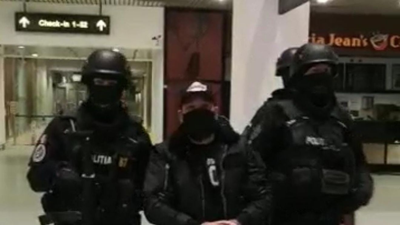 Unul dintre liderii clanului interlop Duduianu s-a predat poliției și a făcut live pe Facebook