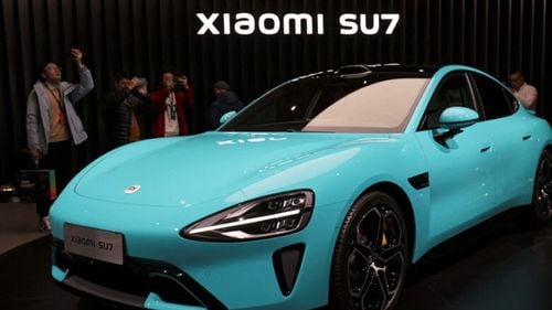 Xiaomi susține că sancțiunile impuse de administraţia Trump în 2021 au determinat compania să construiască prima sa maşină electrică