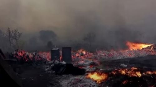 VIDEO Grecia, lovită de un val de caniculă, se luptă cu incendiile de pădure / Noi evacuări în insula Lesbos