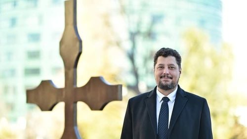 Claudiu Târziu: ”Noile generaţii ne interesează în primul rând/ Suntem oameni de dreapta, stânga este cea care este globalistă, în mod indubitabil este anticreştină”