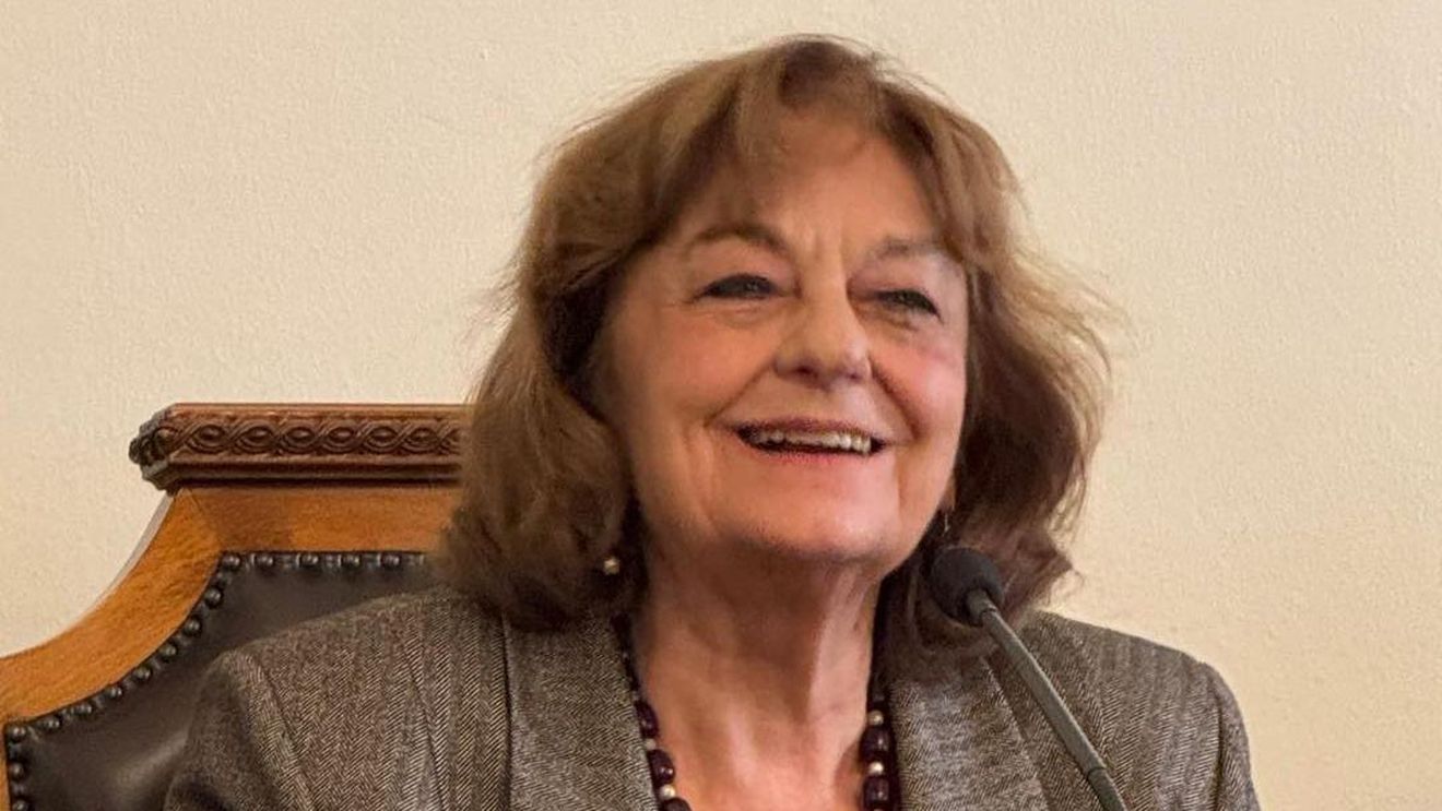 Universitatea „Alexandru Ioan Cuza” din Iaşi va conferi titlul de Doctor Honoris Causa poetei Ana Blandiana