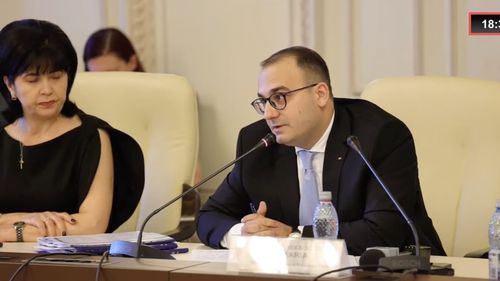 Aviz negativ pentru Florin-Alexandru Zaharia, la audierea în comisiile de specialitate / Zaharia e propus pentru Ministerul Investiţiilor şi Proiectelor Europene