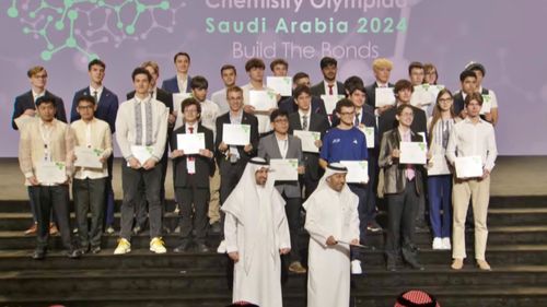 Trei medalii de argint și una de bronz pentru elevii români la Olimpiada Internațională de Chimie 2024 din Arabia Saudită