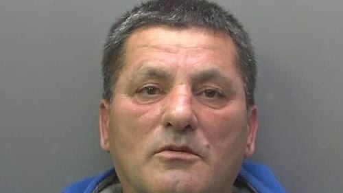 Presa britanică: ”Bestia" care a bătut, amenințat și a luat mii de dolari de la persoane vulnerabile traficate în Peterborough a fost încarcerată / Românul Marian Mustafa, adus în fața justiției din UK