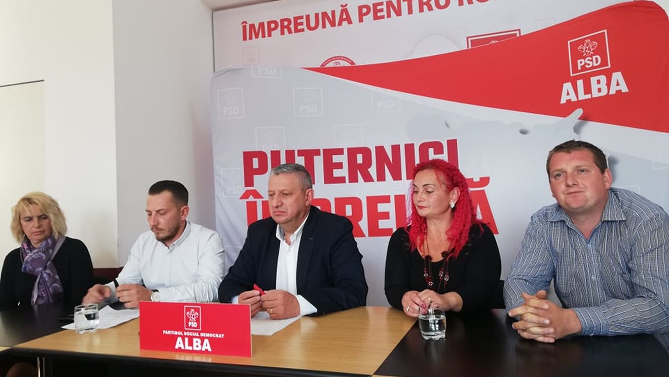 Lovitură pentru partidul lui Ponta, în Alba. PSD a anunțat că a luat 300 de membri de la Pro România, dar coordonatorul județean al formațiunii confirmă doar 20