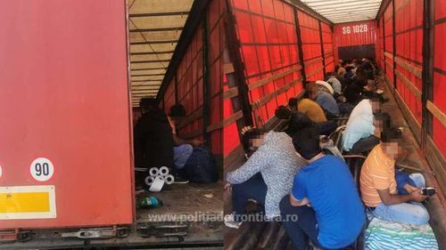 Poliţia de Frontieră: 68 de cetăţeni străini au încercat să treacă ilegal graniţa în Ungaria / Cetățeni din Nepal, Sri Lanka, Bangladesh, Pakistan şi India