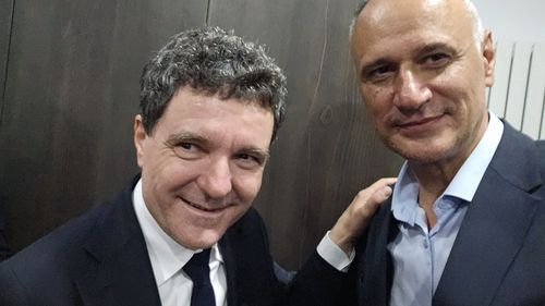 SURSE Senatorul USR Sorin Șipoș, fost coleg de clasă cu președintele Nicușor Dan, în cărți pentru funcția de ministru al Apărării / De profesie inginer electrotehnist, Șipoș este membru în Comisia SIE a Parlamentului