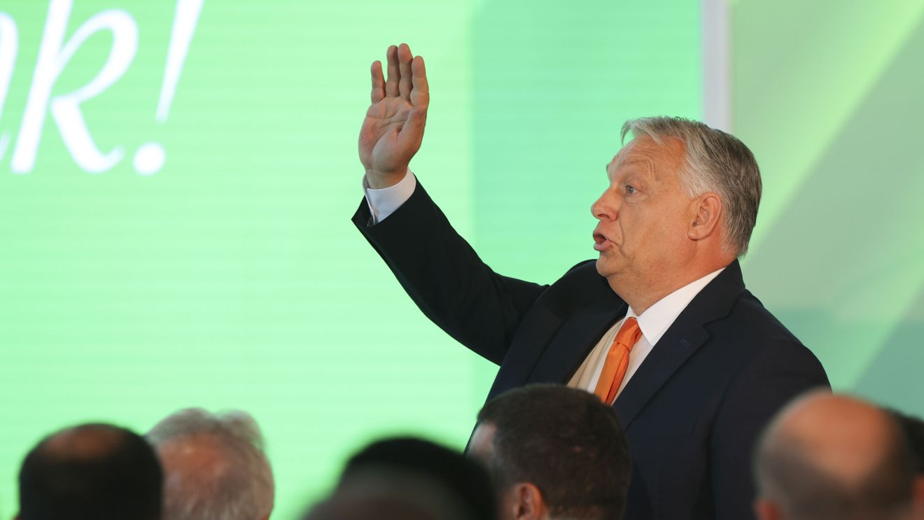 Viktor Orban, îndemnuri electorale la congresul UDMR, înainte de alegerile din Ungaria: În aprilie 2026, patria va avea nevoie de maghiarii din Transilvania / UDMR a dovedit că nu dimensiunea, ci voinţa conferă ponderea comunităţii. Întrebarea nu este cât de mare este câinele, ci cât de mult vrea câinele să se lupte