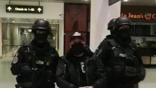 Unul dintre liderii clanului interlop Duduianu s-a predat poliției și a făcut live pe Facebook