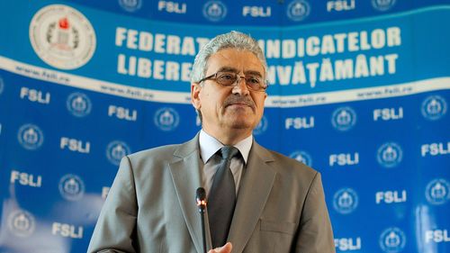 Bugetul Educației ar urma să fie de doar 2,5% din PIB, spune “pe surse” Federația Sindicatelor Libere din Învățământ. Organizația acuză guvernul că “ignoră dialogul social” și cere intervenția președintelui Iohannis