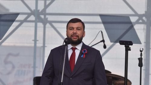 Şeful instalat de Rusia în Doneţk s-a întâlnit cu preşedintele belarus, Kievul își recheamă ambasadorul la Minsk