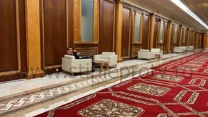 Vlad Voiculescu a fost amendat cu 1.500 de lei pentru că nu a purtat mască în Palatul Parlamentului. Amenda, de trei ori mai mare decât în cazul Ralucăi Turcan