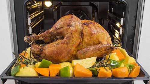 Cuptoarele Gorenje OptiBake transformă gătitul în plăcere