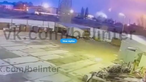 VIDEO Imagini neautentificate arată două elicoptere care atacă un depozit de carburanți din Belgorod, Rusia