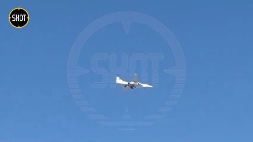 VIDEO Putin a zburat 30 de minute cu o versiune modernizată a bombardierului strategic Tu-160M