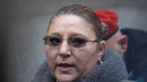 Casa Dianei Șoșoacă a fost atacată cu ouă/ Senatoarea ex-AUR a sesizat Poliția Capitalei