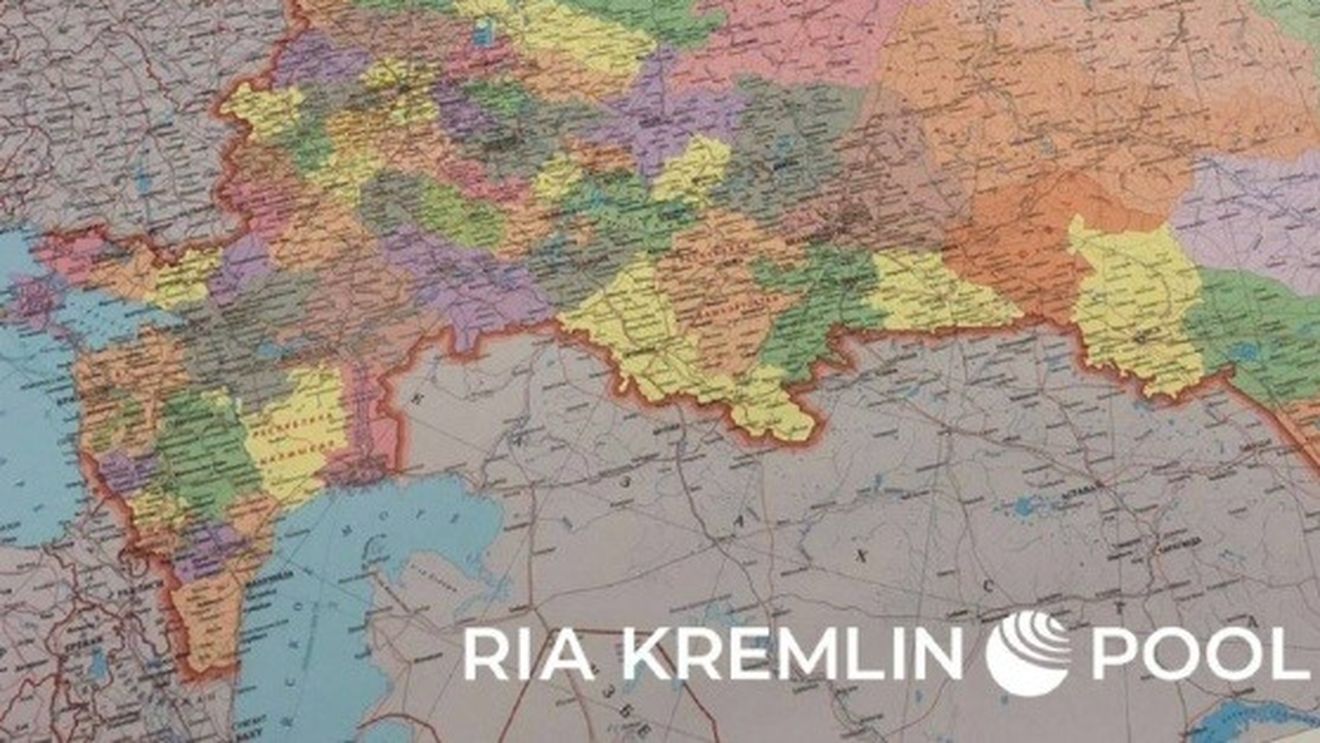 Hărți ale Rusiei cu teritoriile ucrainene anexate, publicate la Moscova