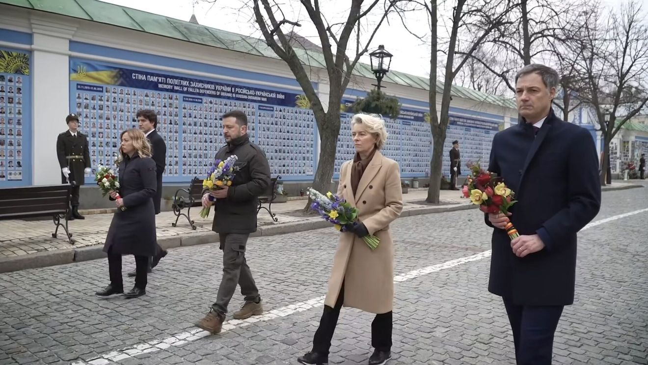 Ursula von der Leyen, la Kiev: Suntem aici pentru a vă spune că Europa va continua să fie alături de voi atât timp cât va fi necesar, cu mai mult sprijin financiar, mai multe muniţii, mai mult antrenament pentru trupele voastre