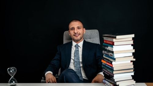 VIDEO Antreprenorul Ștefan Mandachi își retrage sprijinul declarat anterior pentru candidatul pro-rus Călin Georgescu: „Nu rezonez sub nicio formă cu viziunea despre NATO, despre UE”/ Analistul financiar Iancu Guda s-a retras dintr-un program de mentorat pentru antreprenori derulat cu Mandachi