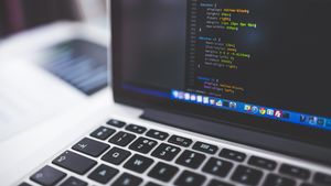 ANALIZĂ Deficitul de posturi neocupate în industria globală de cybersecurity a crescut cu 350%, în ultimii aproape 10 ani / 1 milion de angajaţi doar în SUA, aproximativ 715.000 de posturi suplimentare sunt neocupate