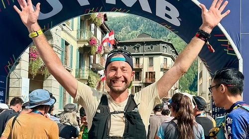 VIDEO Cum faci rost de timp pentru alergat zilnic? Radu Restivan, fondator al comunității 321sport: fără laptop acasă, fără rețele sociale pe telefon și maximă concentrare la job