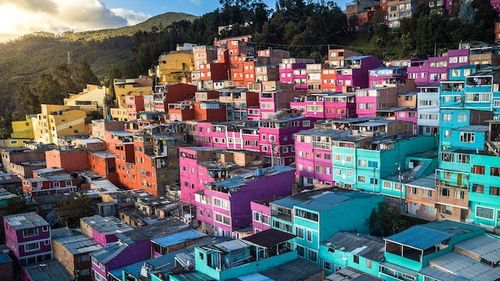 Fostul președinte columbian Alvaro Uribe ar putea sta 12 ani în arest la domiciliu