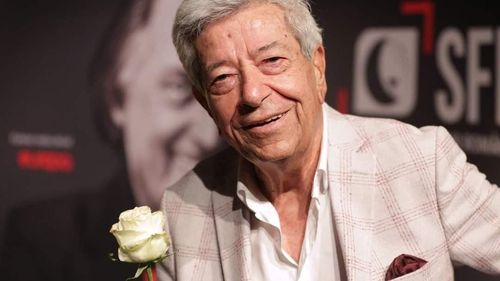 Reacții după decesul lui Ion Dichiseanu: „Un actor neobosit, cuceritor, mereu în lumina reflectoarelor, un adevărat gentleman, cum rar mai există”, a transmis UNITER / „Un singur semnal de alarmă vreau să trag şi eu: aveţi grijă de actori atâta timp cât sunt în viaţă", spune Constantin Cotimanis