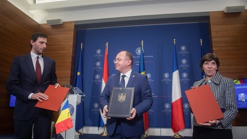 DOCUMENT România, Franța și Olanda au semnat o declarație comună pe teme de securitate. Sprijin pentru aderarea României la Schengen