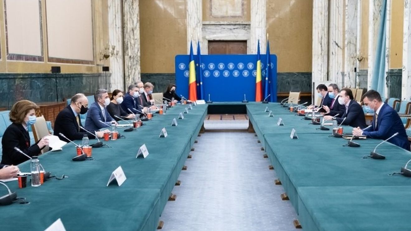 Oamenii de afaceri, după întâlnirea cu premierul Cîțu: Am solicitat înființarea unei autorități unice pentru digitalizarea administrației / Astăzi digitalizarea este copilul cu multe moașe, care riscă să rămână cu buricul netăiat