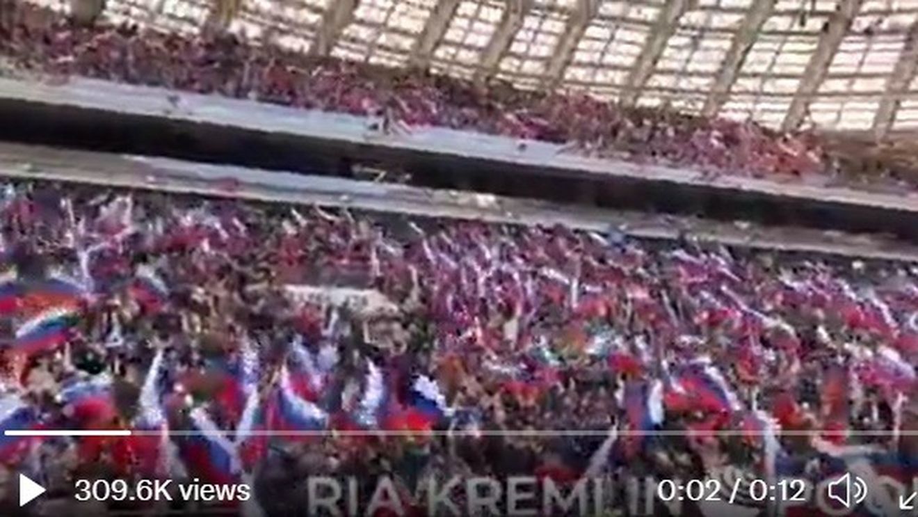 Mulți dintre spectatorii la concertul din Moscova lucrau în sectorul public / Unii păreau rușinați că se află pe stadion (corespondent BBC în Moscova)